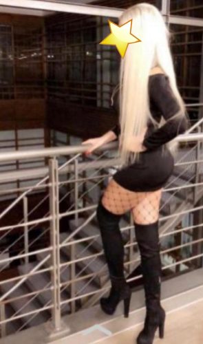 Ateşli kumral hatun Enise