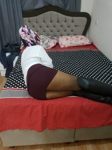 Baştan çıkaran masöz kız Afşar