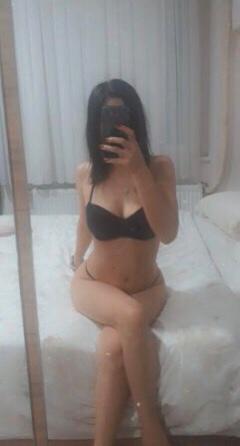 Çekici masöz hatun Asrin