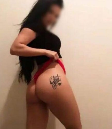 Çılgın beyaz tenli hanım Mehtap