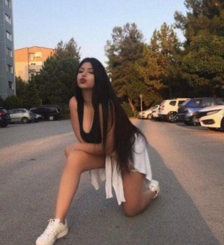 Eşsiz fetişe açık kız Ela