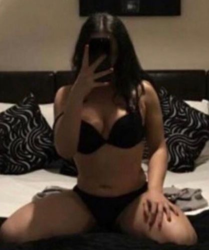 Kusursuz oral yapan hanım Nalan