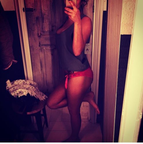 Seçkin buğday tenli kız Nezahat