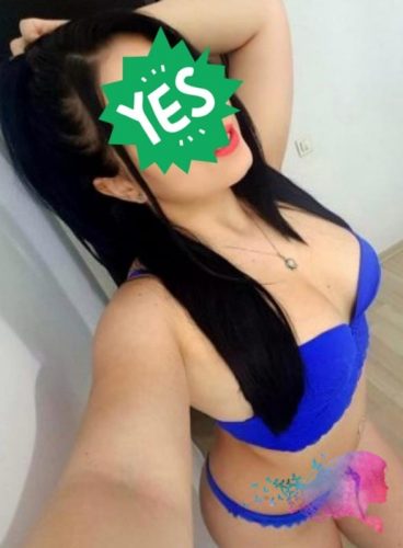 Seksapel beyaz tenli escort Nevin