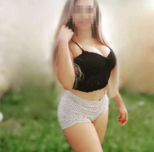 Seksapel fatezi yapan bayan Narin