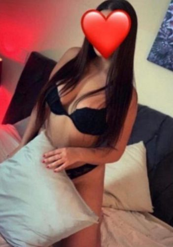 Seksapel otelde buluşan kadın Mukaddes