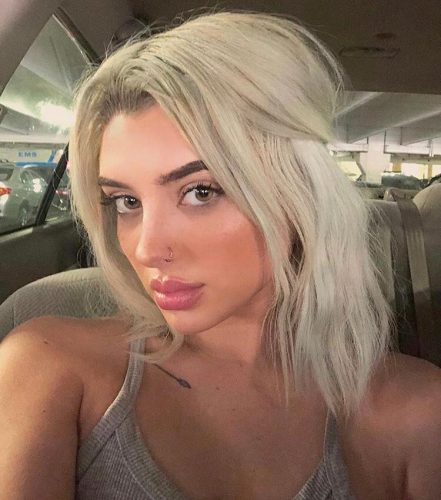 Seksi dansöz kız Hürriyet