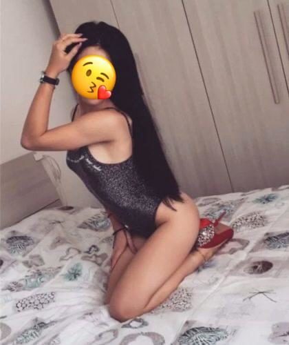 Seksi masaj yapan kız Demet