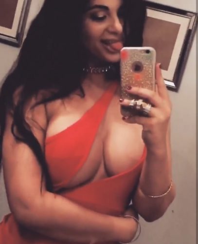 Seksi sarışın kız Işik