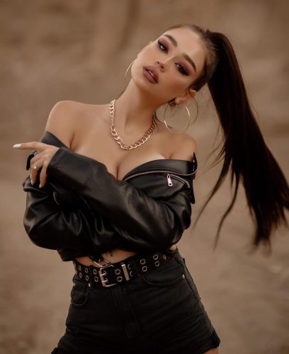 Süper olgun escort Mahinur