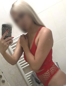 Süper saksocu hatun Iffet