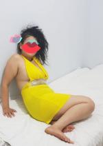 Neşeli evinde buluşan hatun Nazife